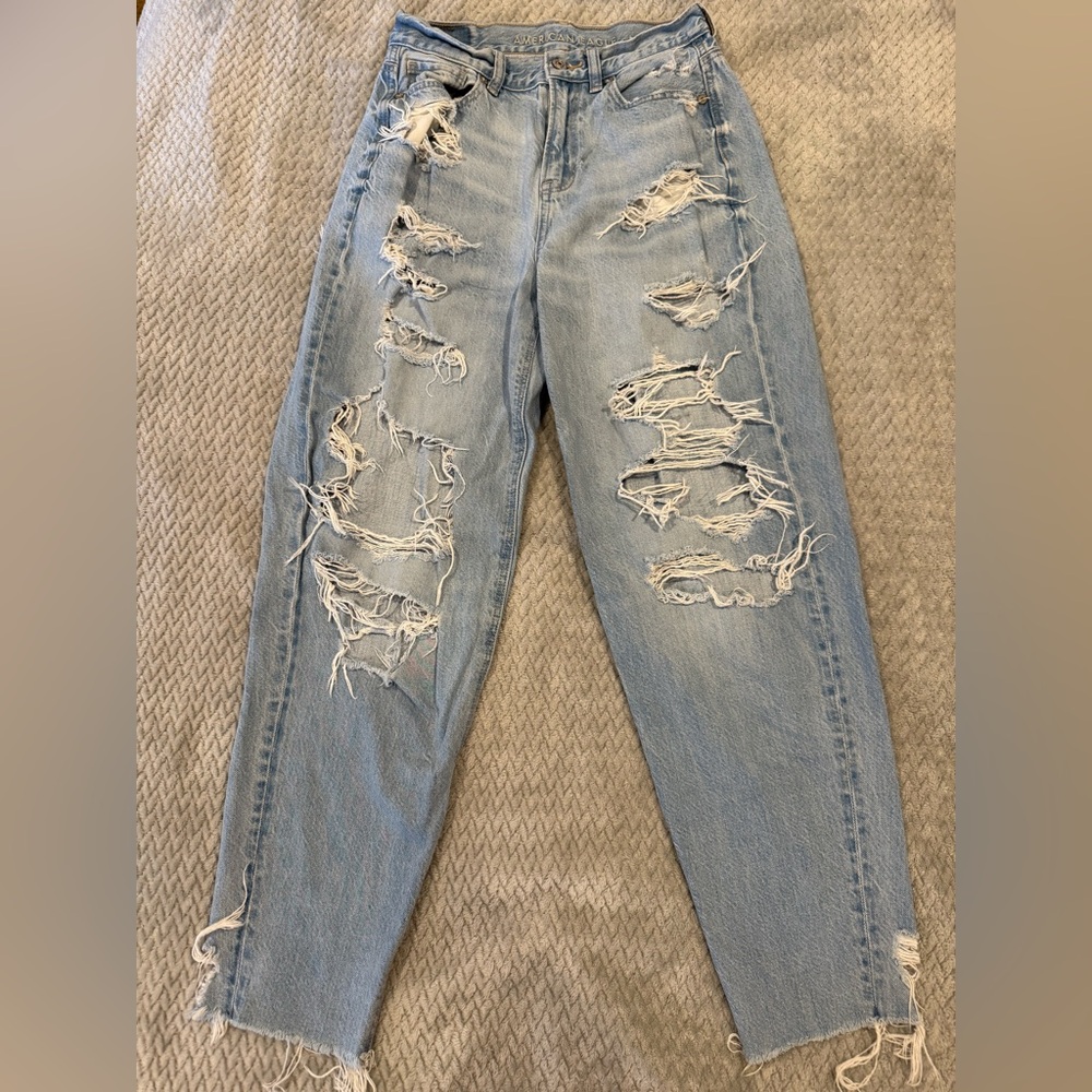 American Eagle Distressed Light Blue Relaxed Mom Jeans
